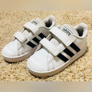 Adidas Toddler Grand Court Sneaker ALL White with Black Stripes